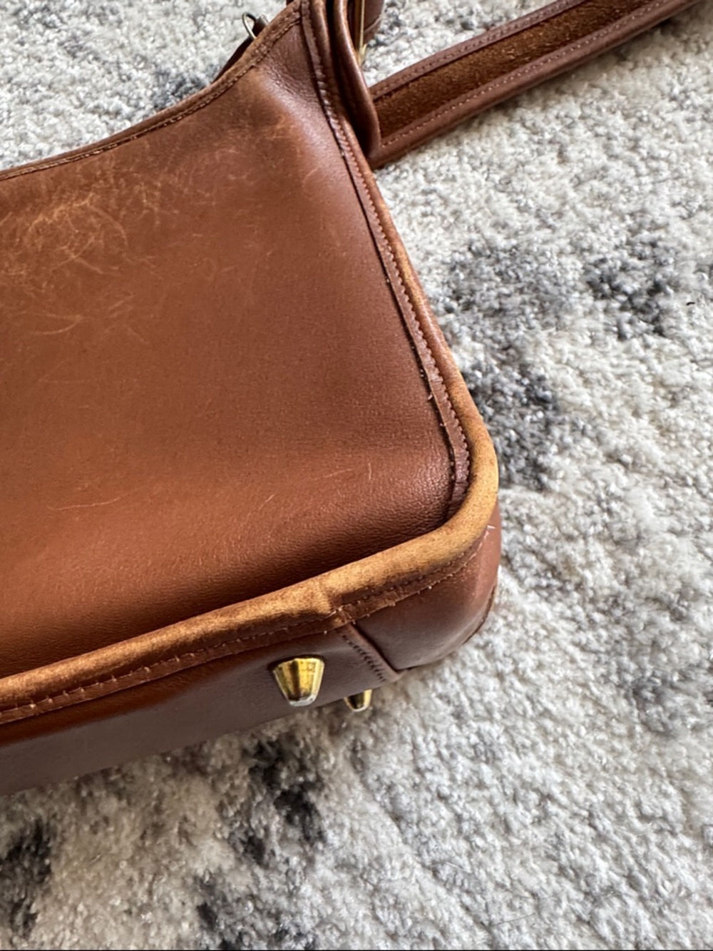 VINTAGE COACH BAG LEGACY ZIP #9966 BRITISH TAN LEATHER SHOULDER BAG CROSSBODY - Picture 8 of 11